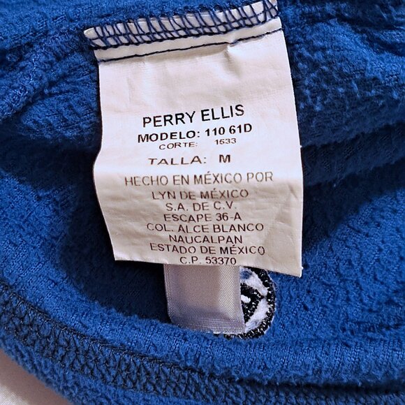 Perry Ellis Men's V Neck Light Weight Sweater - Blue - Size Medium - Picture 5 of 6